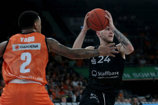 生代球员大 生代球员大