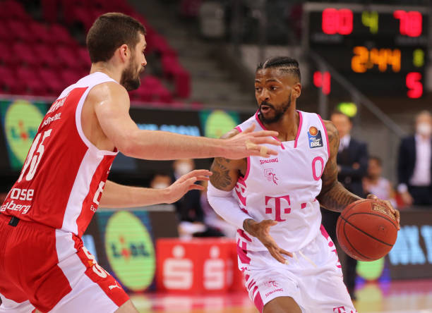 虽屡屡受挫 虽屡屡受挫